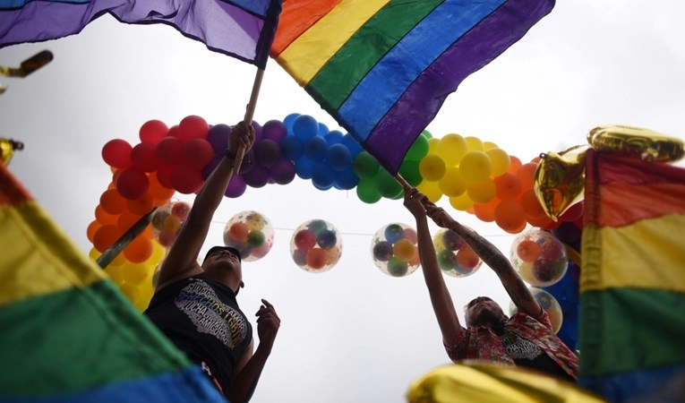 Anketa: Rekordan broj Amerikanaca identificira se kao LGBTQ osobe
